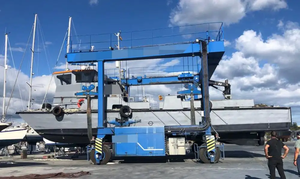 Barcos de trabalho à venda
