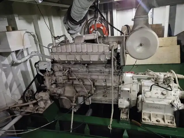 Balsa de desembarque, tanque à venda