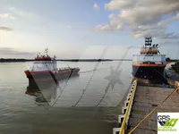Navio de abastecimento à venda