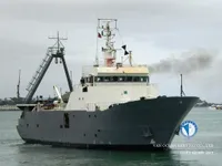 Navio de pesca de arrasto à venda