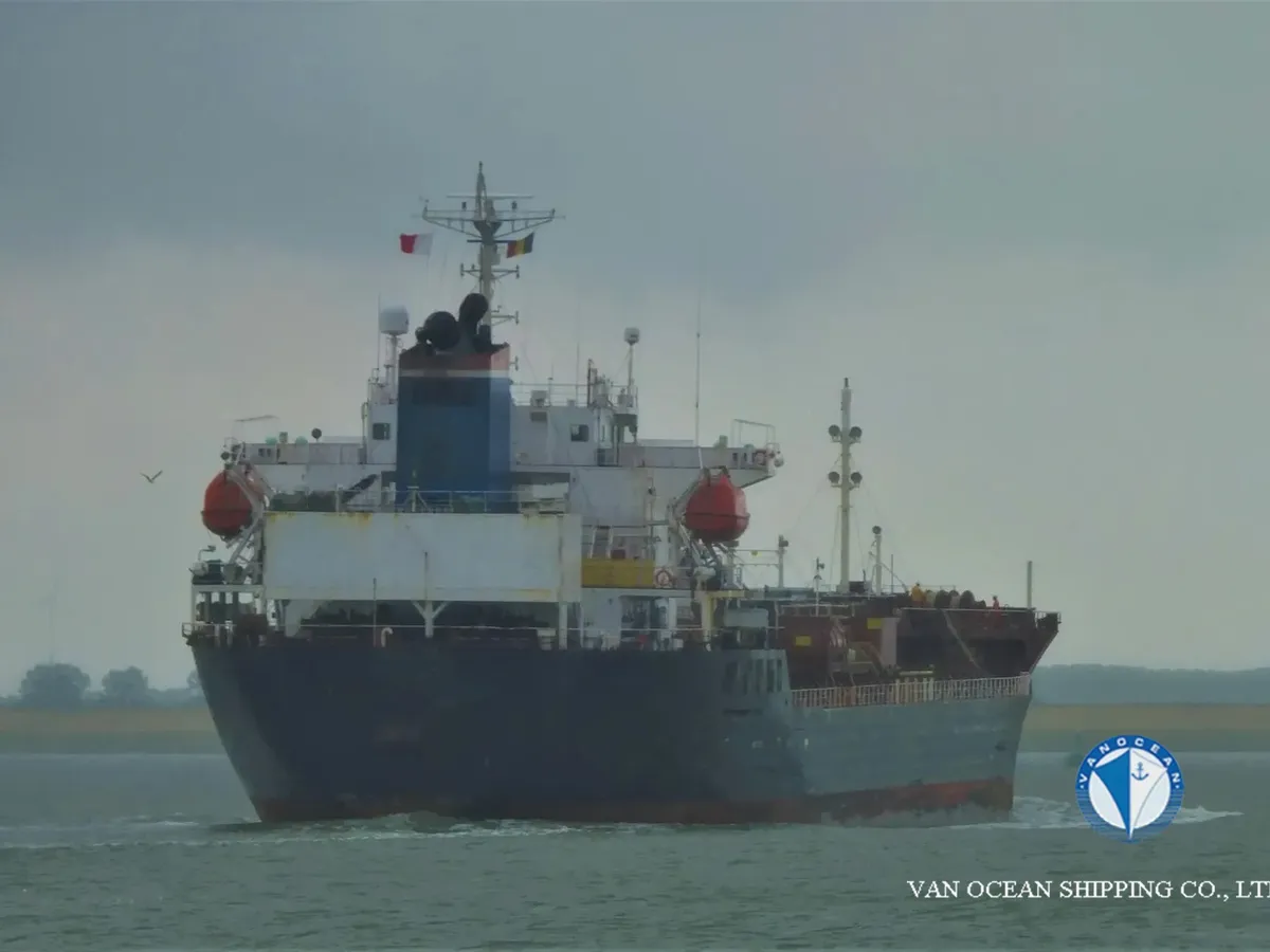 Navio-tanque de óleo/produtos químicos à venda