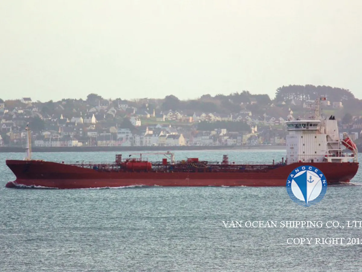 Navio-tanque de óleo/produtos químicos à venda