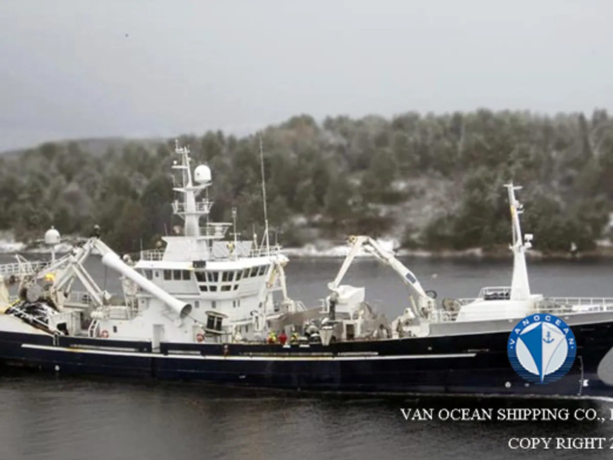Navio de pesca de arrasto à venda