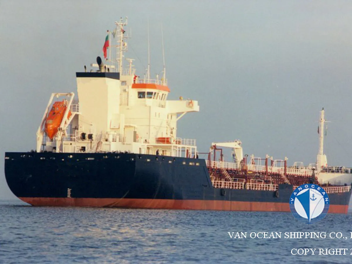 Navio-tanque de óleo/produtos químicos à venda