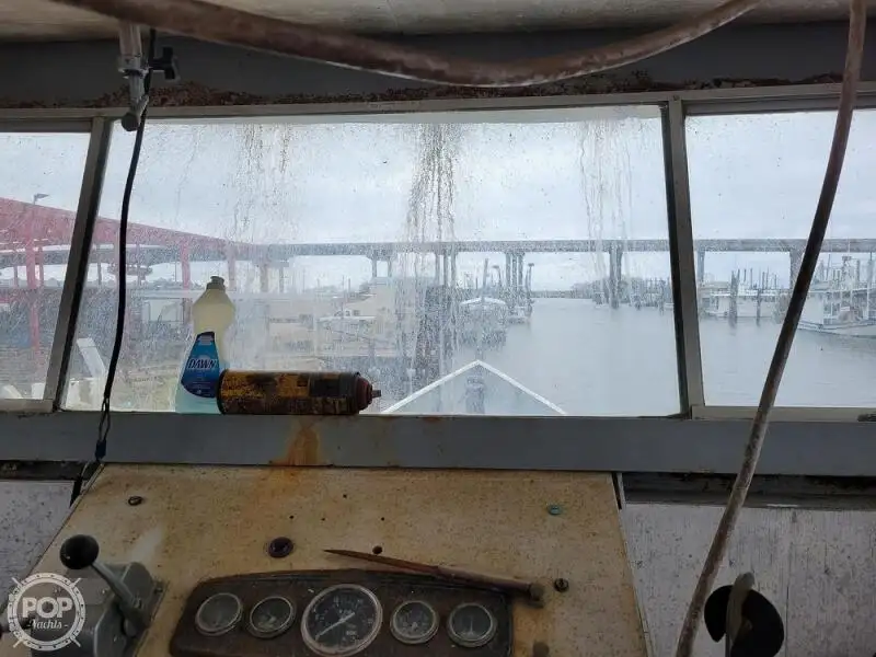 Navio de abastecimento à venda