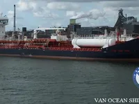 Navio-tanque de óleo/produtos químicos à venda
