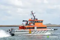 Catamarã à venda