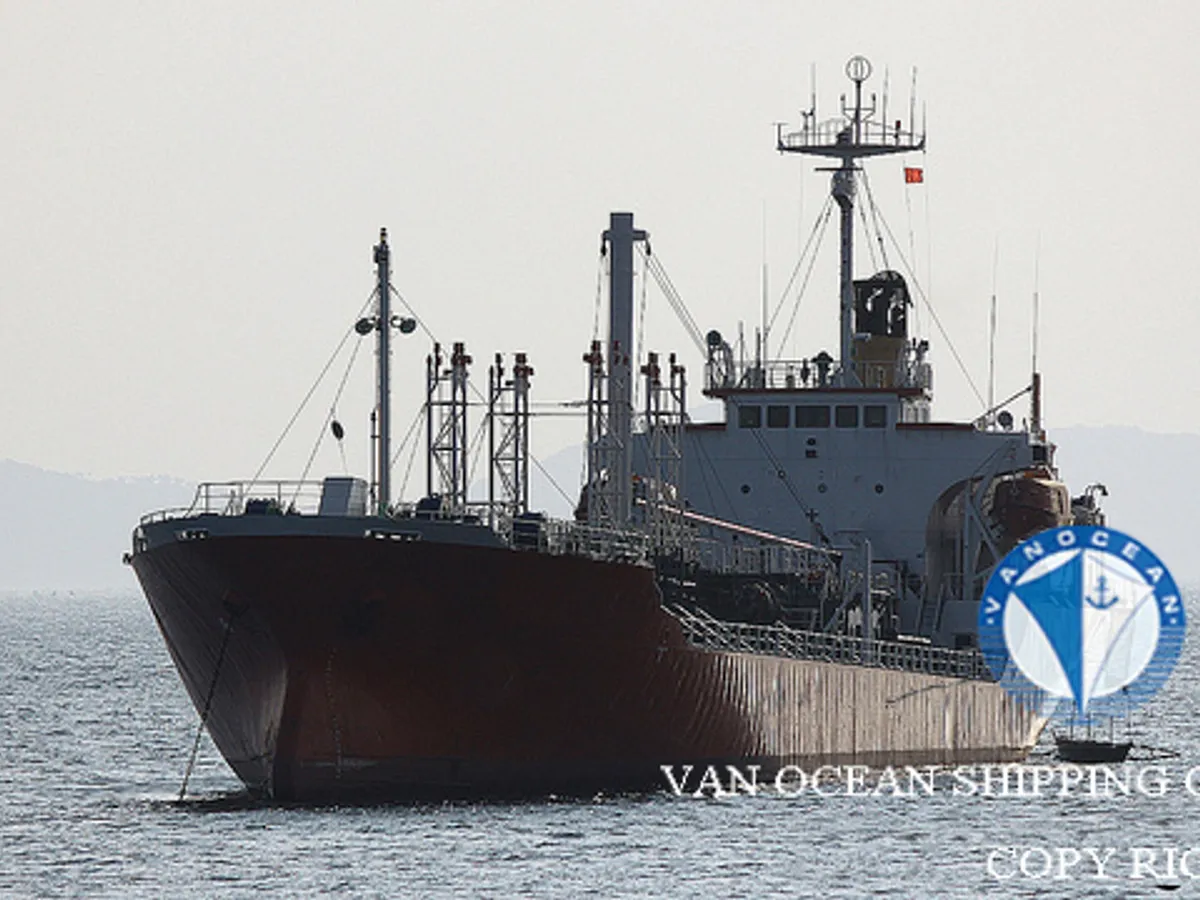 Navio-tanque de óleo/produtos químicos à venda