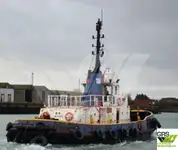 Rebocador à venda