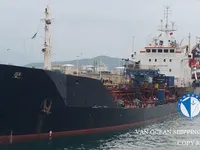 Navio-tanque de óleo/produtos químicos à venda