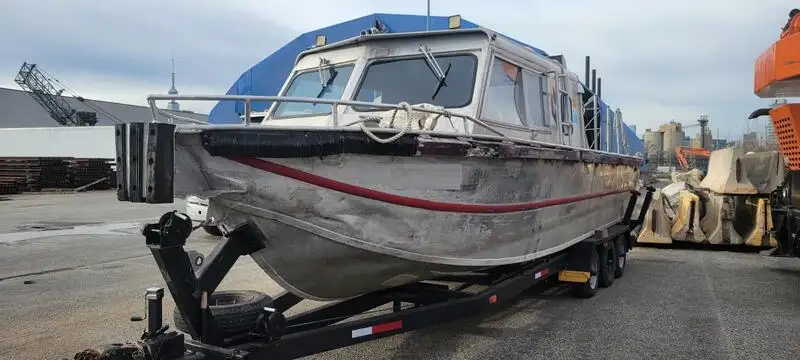 Barcos de trabalho à venda