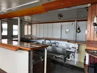 Navio de cruzeiro e ferry à venda