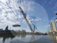 Navio guindaste à venda