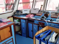 Navio de pesquisa à venda