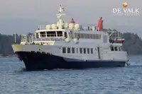 Navio de passageiros à venda