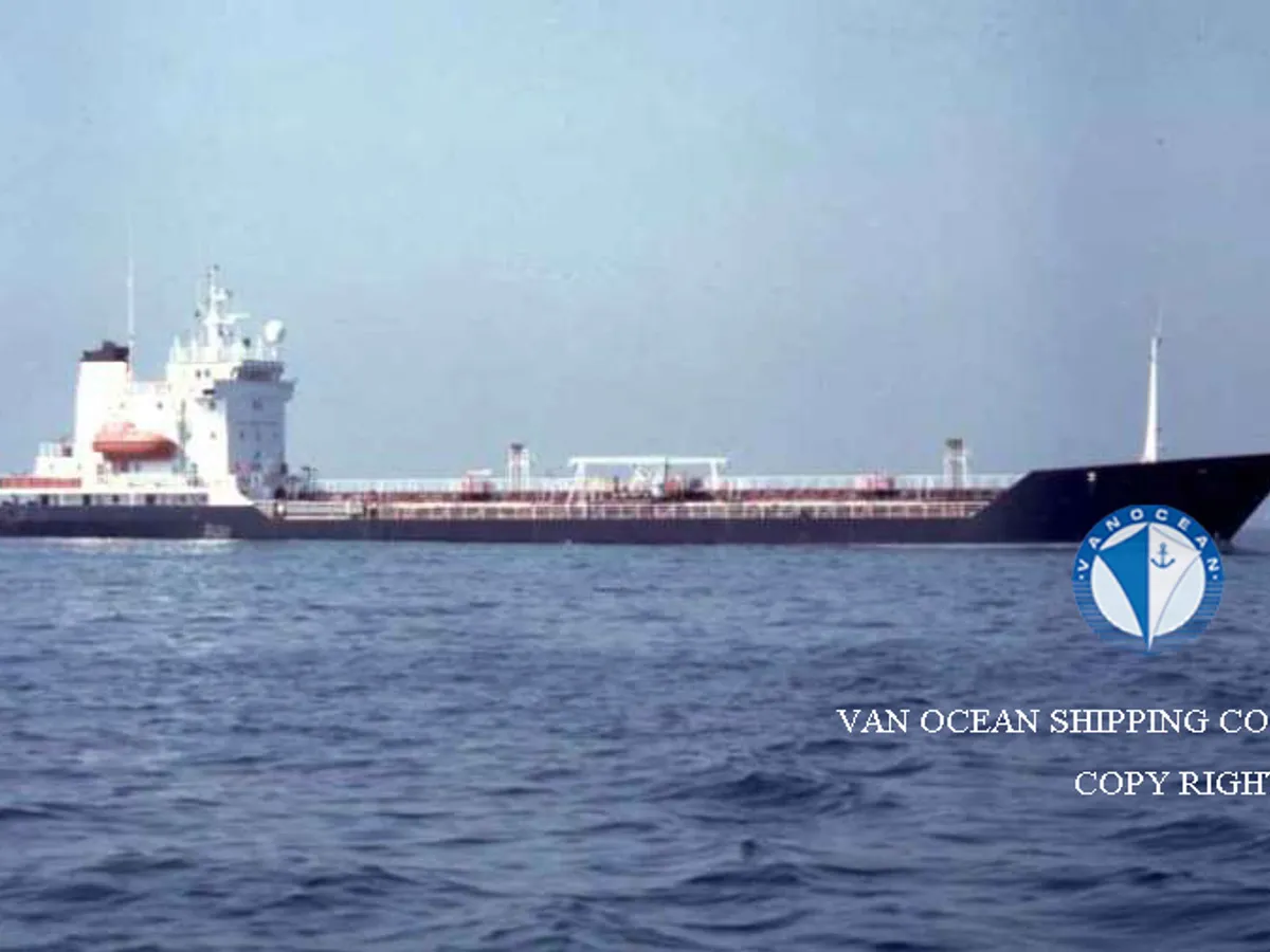 Navio-tanque de óleo/produtos químicos à venda