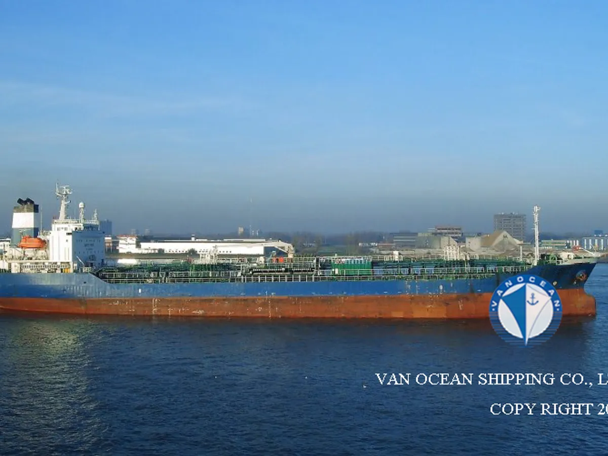 Navio-tanque de óleo/produtos químicos à venda