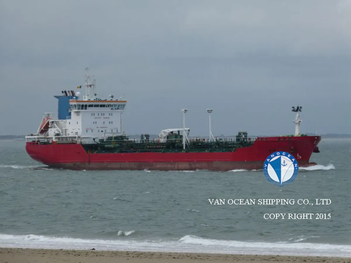 Navio-tanque de óleo/produtos químicos à venda