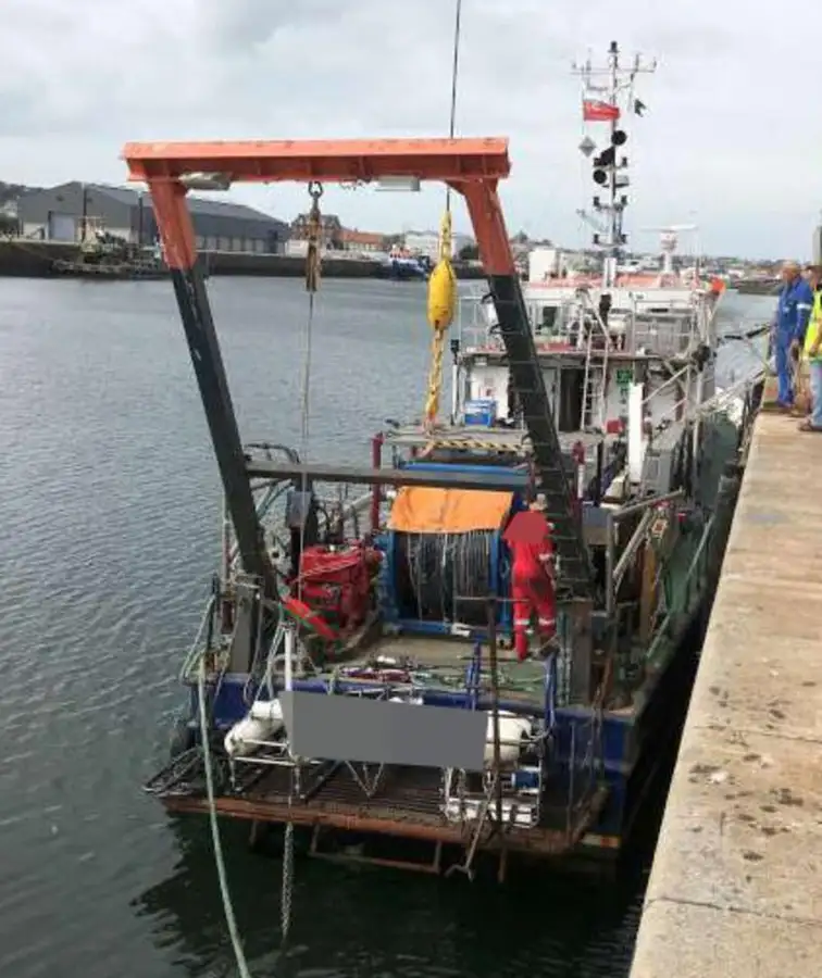 Barcos de trabalho à venda