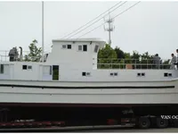 Navio de pesca de arrasto à venda