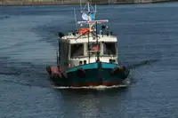 Barco da tripulação à venda