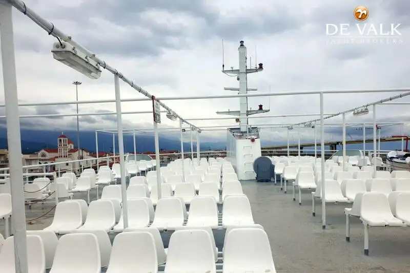 Navio de transporte de passageiros (Ferry) à venda
