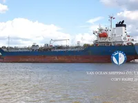 Navio-tanque de óleo/produtos químicos à venda