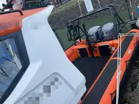 Bote inflável rígido à venda