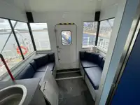 Navio porta-contêineres à venda