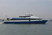 Catamarã à venda