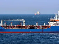 Navio-tanque de óleo/produtos químicos à venda
