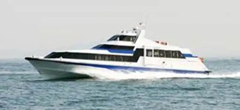Navio de transporte de passageiros (Ferry) à venda