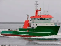Navio de abastecimento à venda