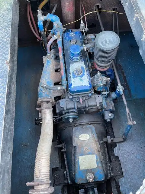 Barcos de trabalho à venda