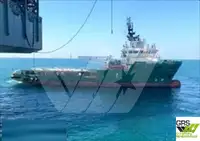 Navio de abastecimento à venda