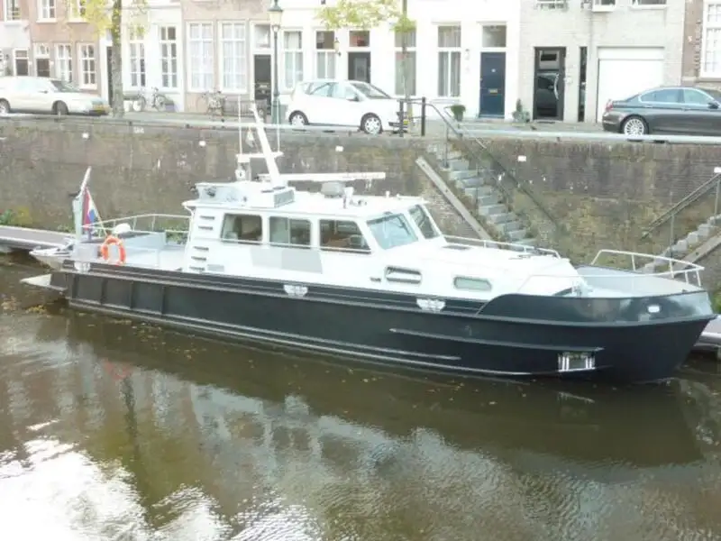 Navio de patrulha à venda