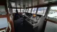 Navio de abastecimento à venda