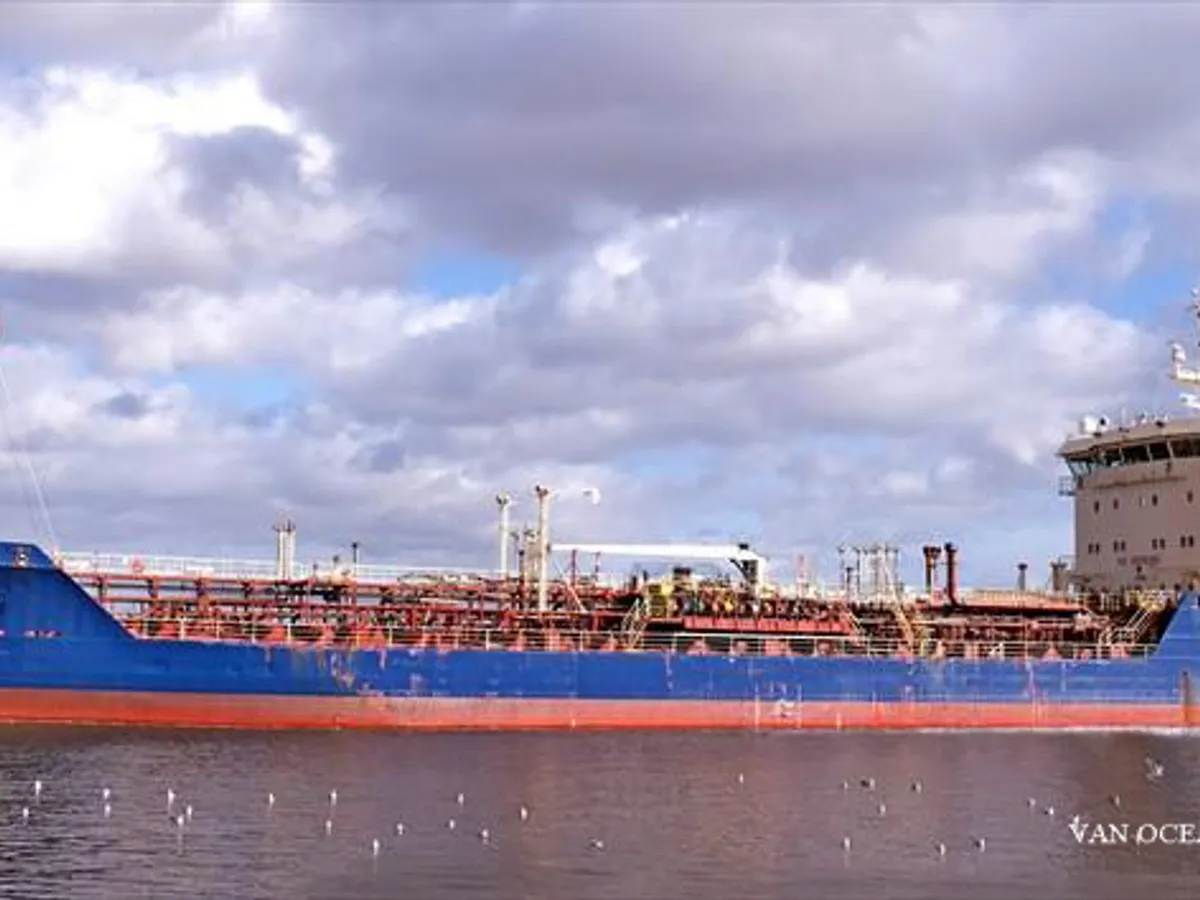 Navio-tanque de óleo/produtos químicos à venda