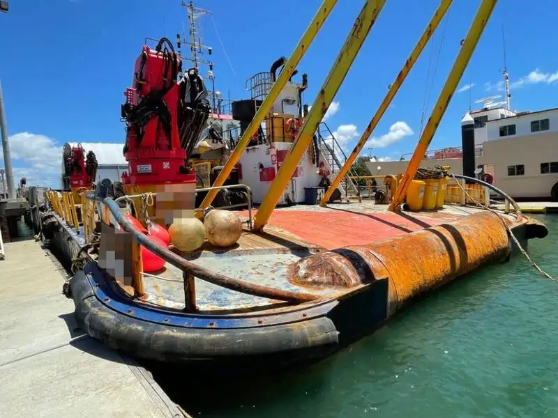 Barcos de trabalho à venda