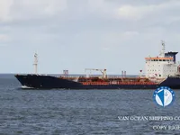 Navio-tanque de óleo/produtos químicos à venda
