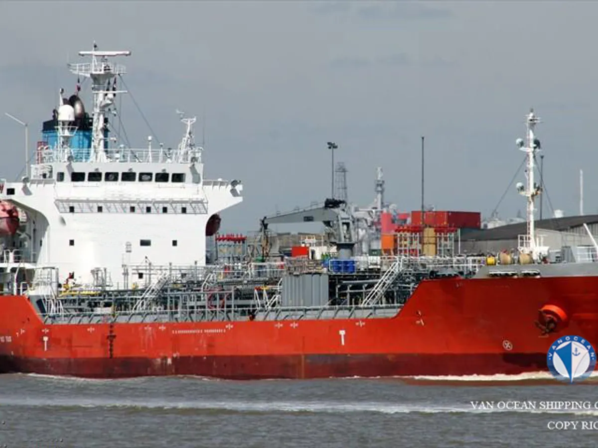 Navio-tanque de óleo/produtos químicos à venda