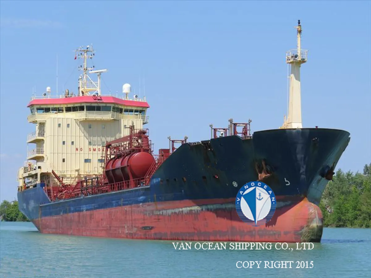Navio-tanque de óleo/produtos químicos à venda