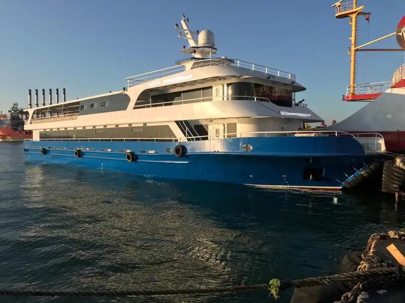 Navio de cruzeiro à venda
