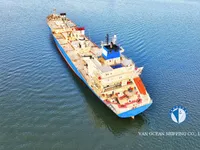 Navio frigorífico à venda