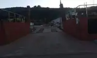 Barcaça à venda