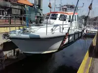 Navio de pesquisa à venda