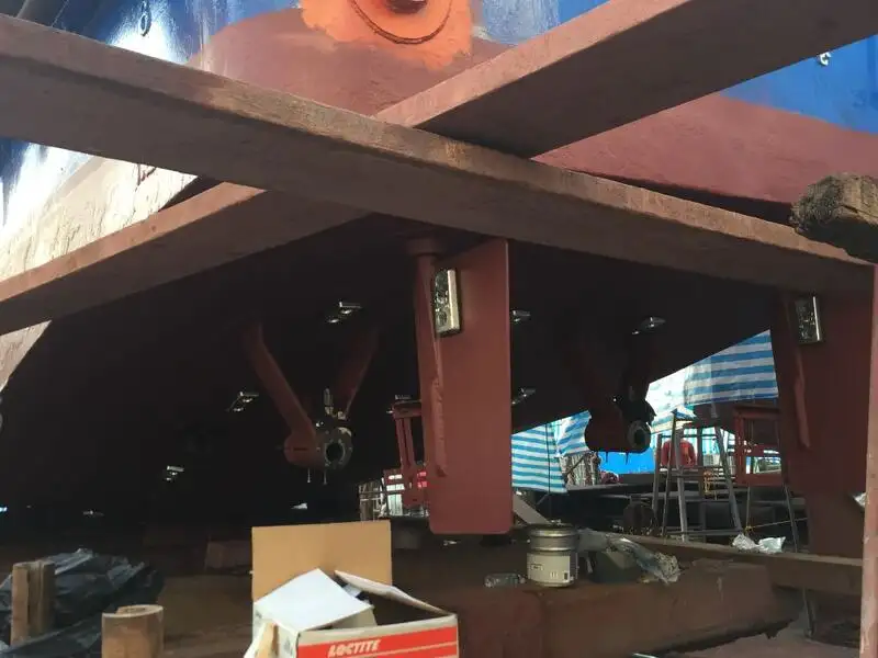 Barcos de trabalho à venda