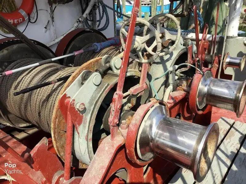 Navio de pesca de arrasto à venda
