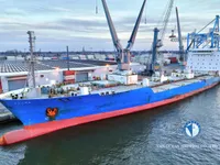 Navio frigorífico à venda