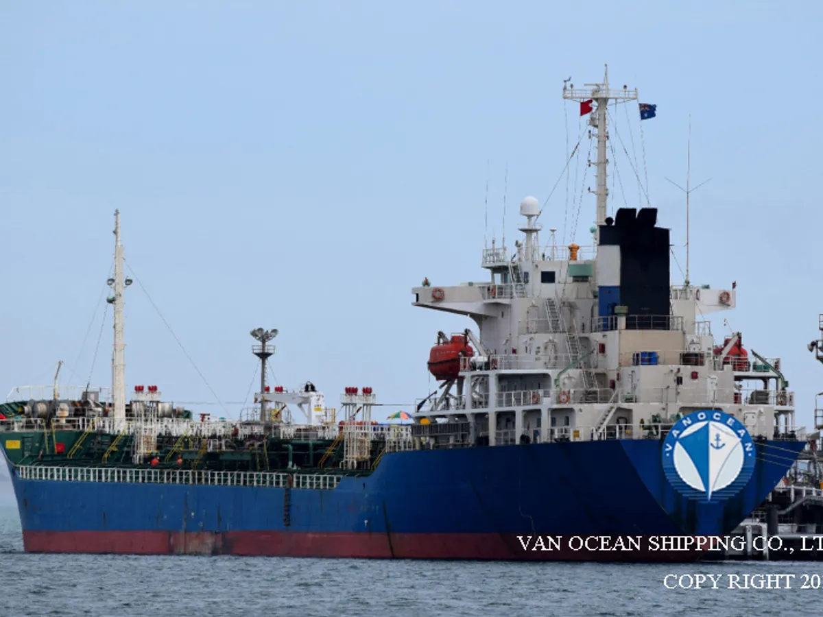 Navio-tanque de óleo/produtos químicos à venda